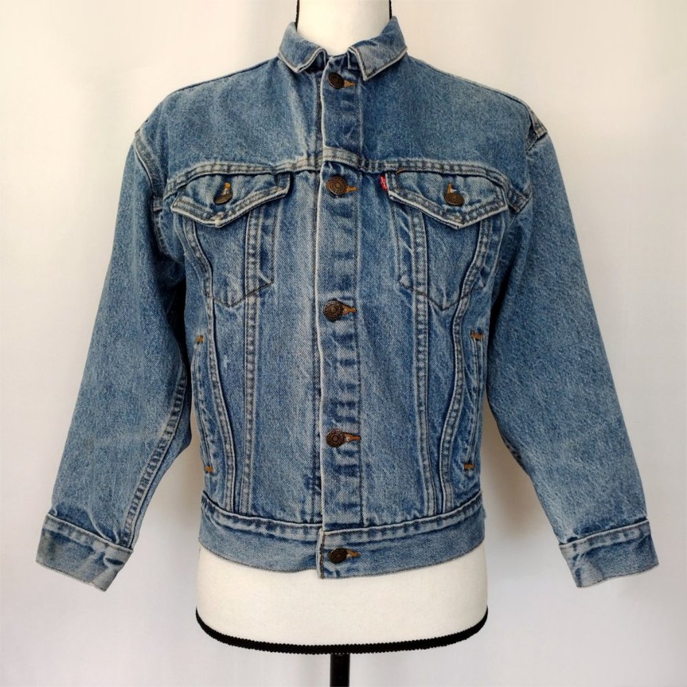 Levis Vintage 80s/90s Distressed Blue Cotton Denim Trucker Jacket